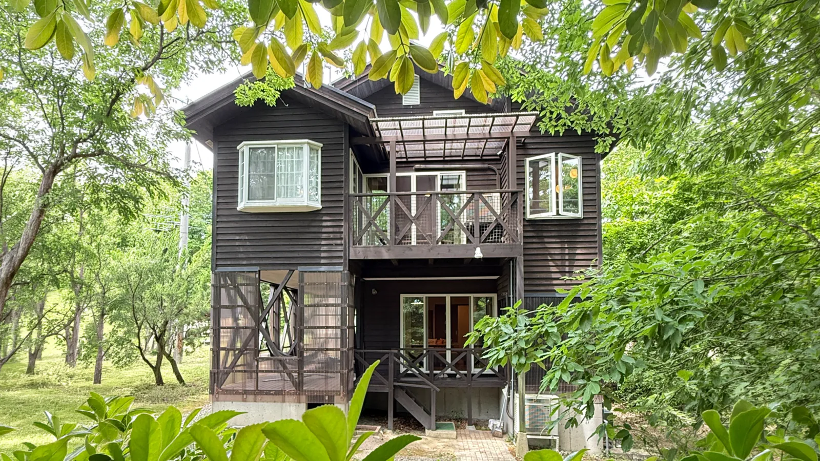 Exterior of Komorebi