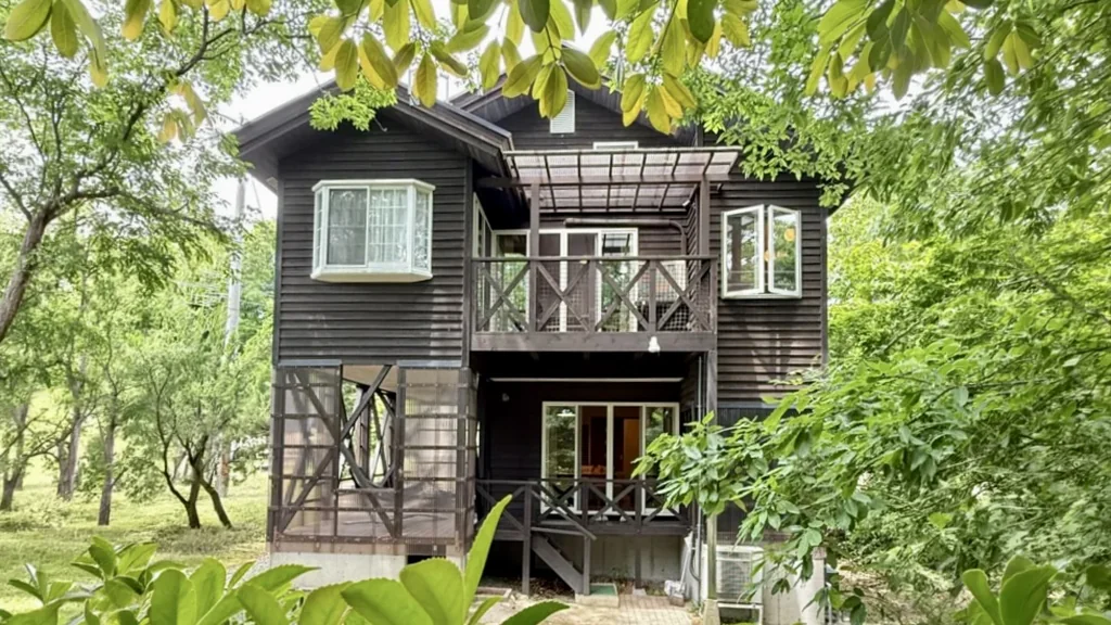 Cottage 1 Komorebi